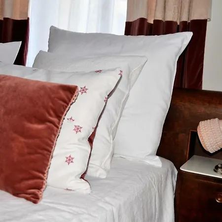 Castle View Boutique Апартаменты *